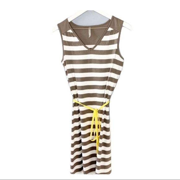 Hanna Andersson Striped Sleeveless‎ Dress - Picture 1 of 6